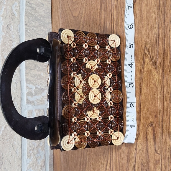 ADORABLE BATHOK KOI Coconut Shell Mini Bag - Picture 11 of 13